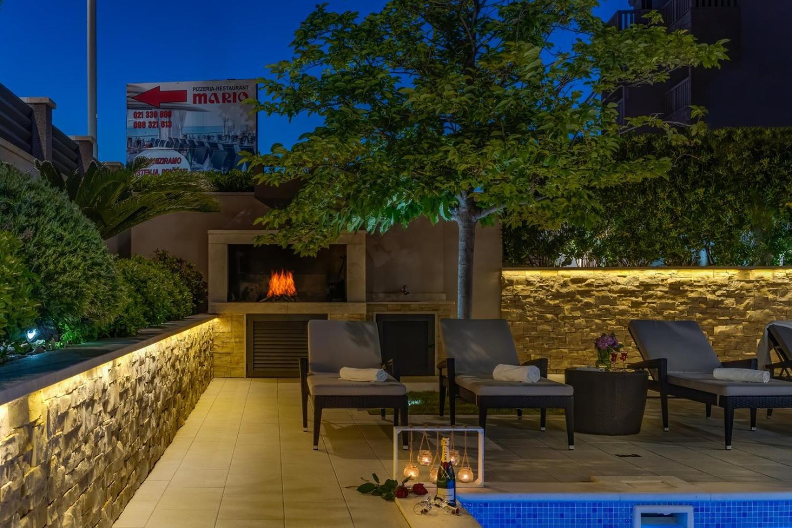 Luxury Villa Lucas With Heated Pool, Whirlpool, Sauna, 14 Pax Podstrana Ngoại thất bức ảnh